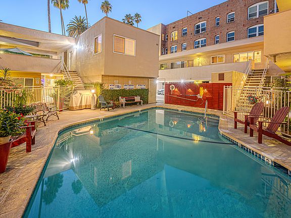 3rd image of 1844 N Bronson Ave APT 210