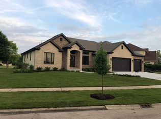 21257 S Redwood Ln, Shorewood, IL 60404
