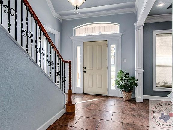 3rd image of 6013 Timberwood Ln