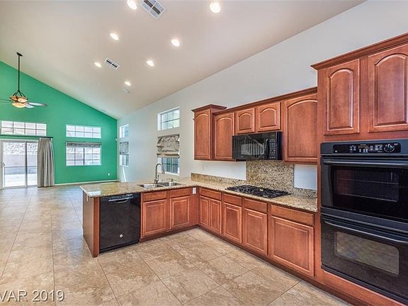 4th image of 8153 White Mill Ct