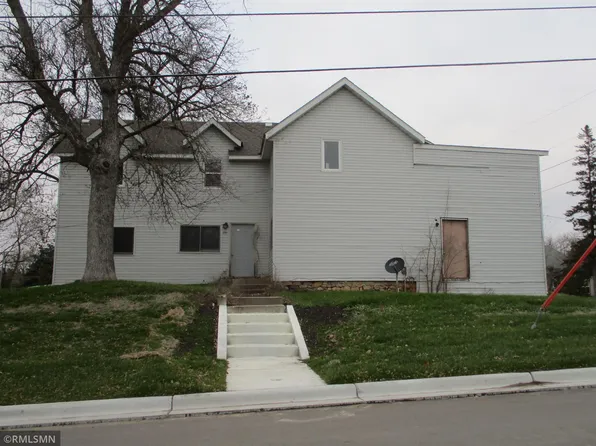 155 Mill Ave NE, Montgomery, MN 56069