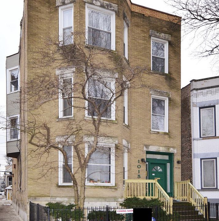 1st image of 1015 W Oakdale Ave