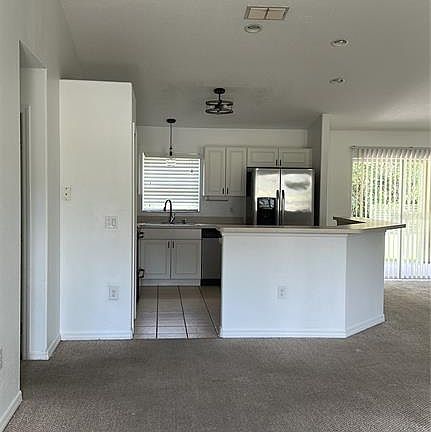4th image of 2149 N Normandy Blvd