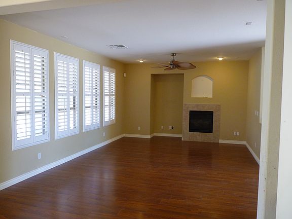 4th image of 4913 Woody Valley St
