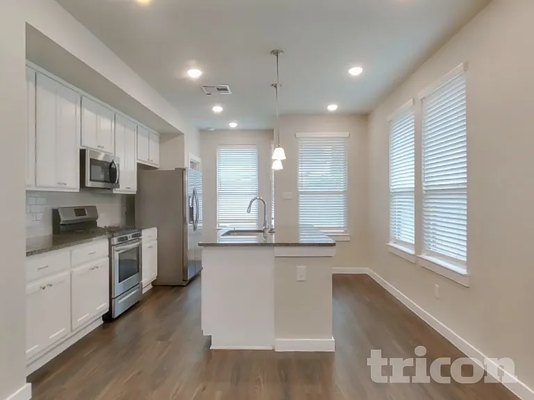 5163 Klein Orchard Dr — Photo 5