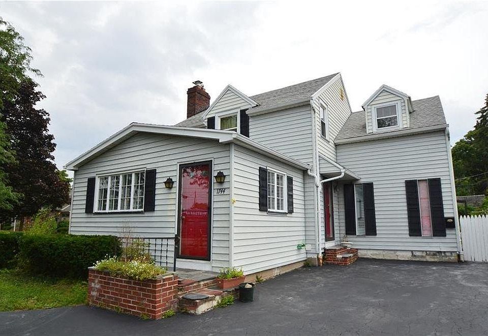 Front entrance with off street parking