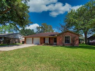 1609 Laurel Oaks Dr, Richmond, TX 77469