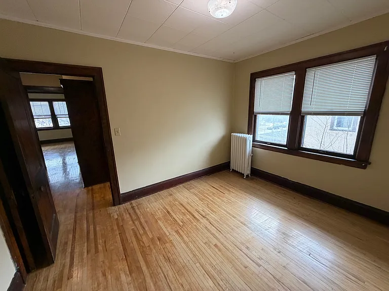 517 Asbury St #10 — Photo 10