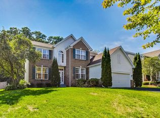 361 Alpine Dr, Gilberts, IL 60136