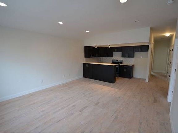 Living Room/Kitchen Area