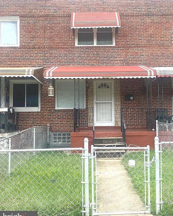 1st image of 4018 Woodmere Ave