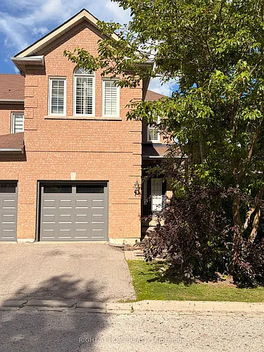 2 Mary Gapper Cres #7 Photo 1