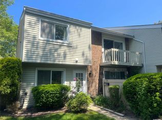 229 Springmeadow Dr UNIT K, Holbrook, NY 11741