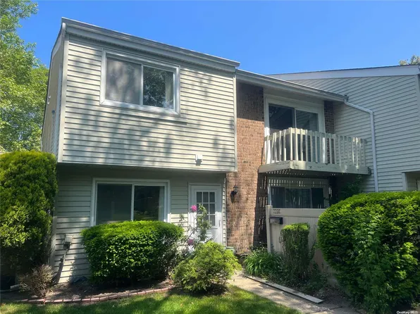 229 Springmeadow Drive #K, Holbrook, NY 11741