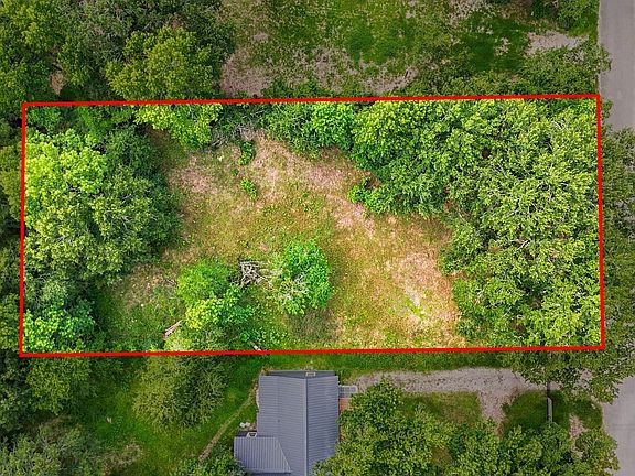 2nd image of 10924 L And M Rd