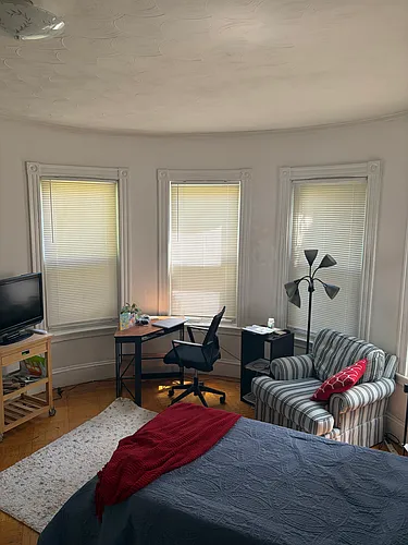 96 College Ave #1F Photo 1