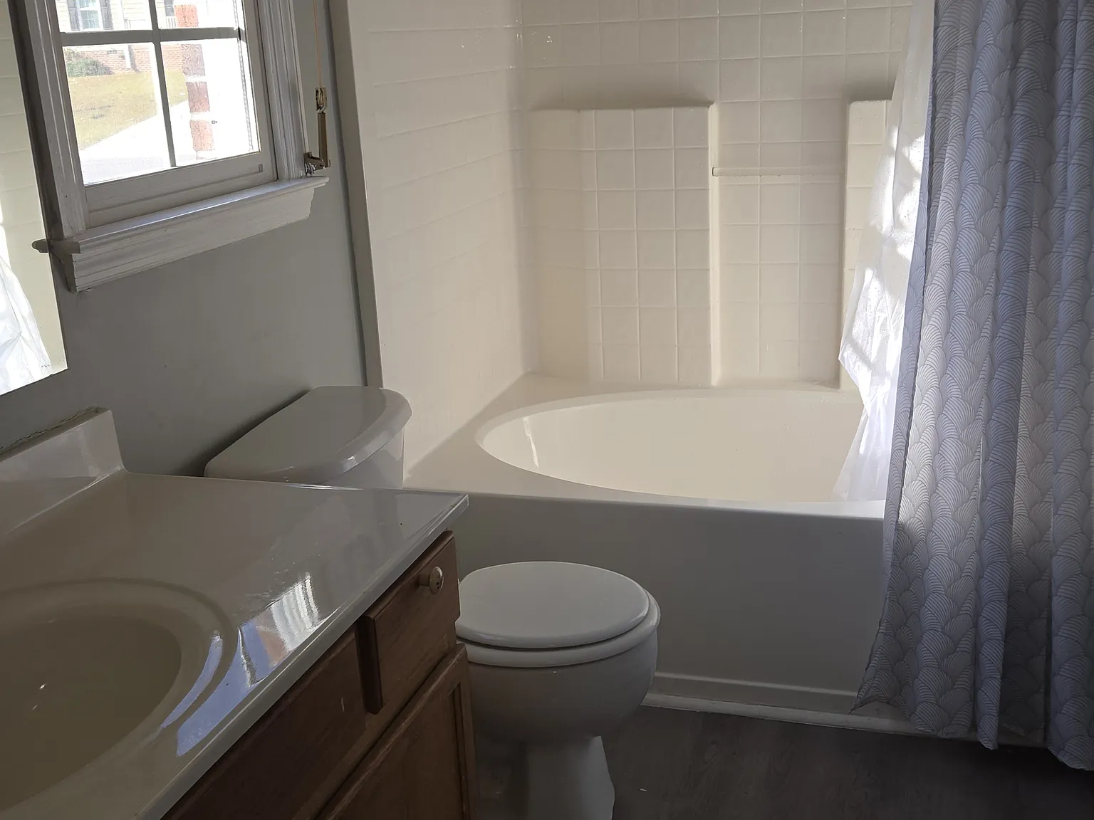 3 bed, 1724 sqft, $1,700 — Photo 2