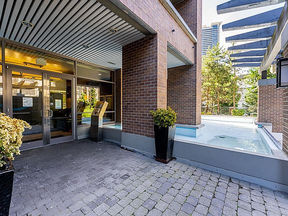 2nd image of 4888 Brentwood Dr #2308