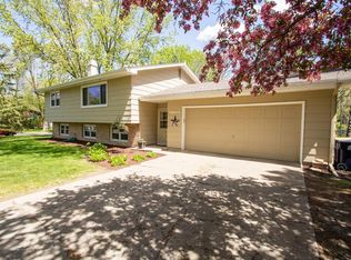 1105 Nevada St, Northfield, MN 55057