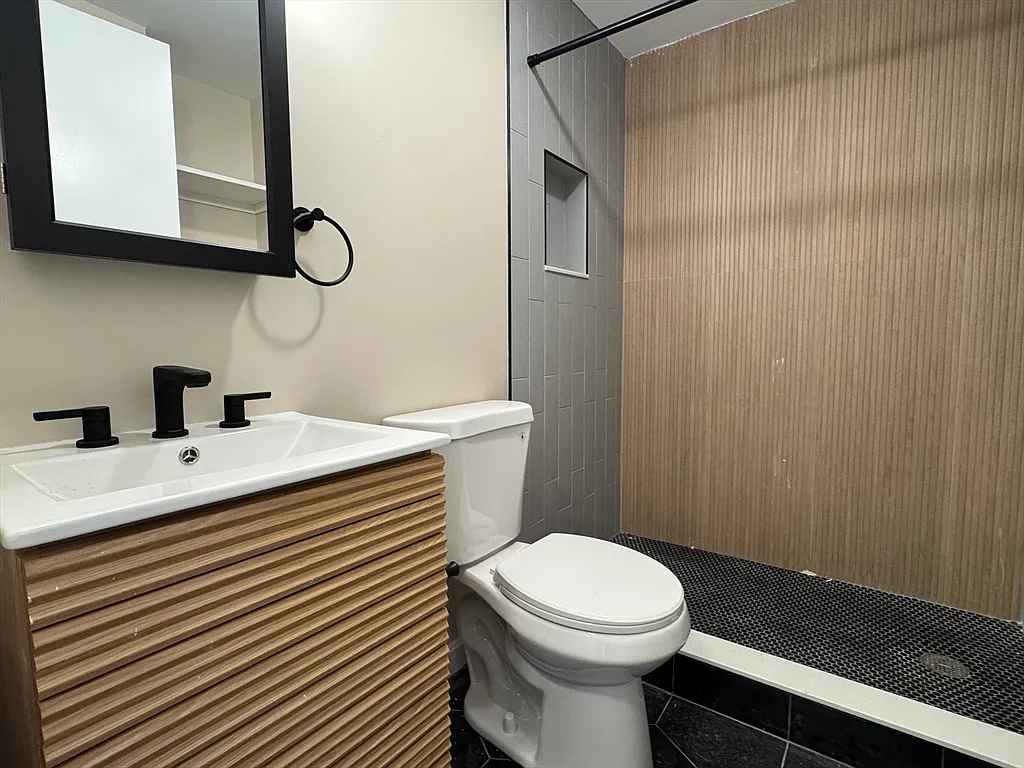 1 bed, 1.0 bath, 600 sqft, $2,295 — Photo 4