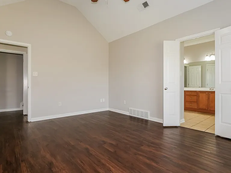 8196 Old Brownsville Rd — Photo 10