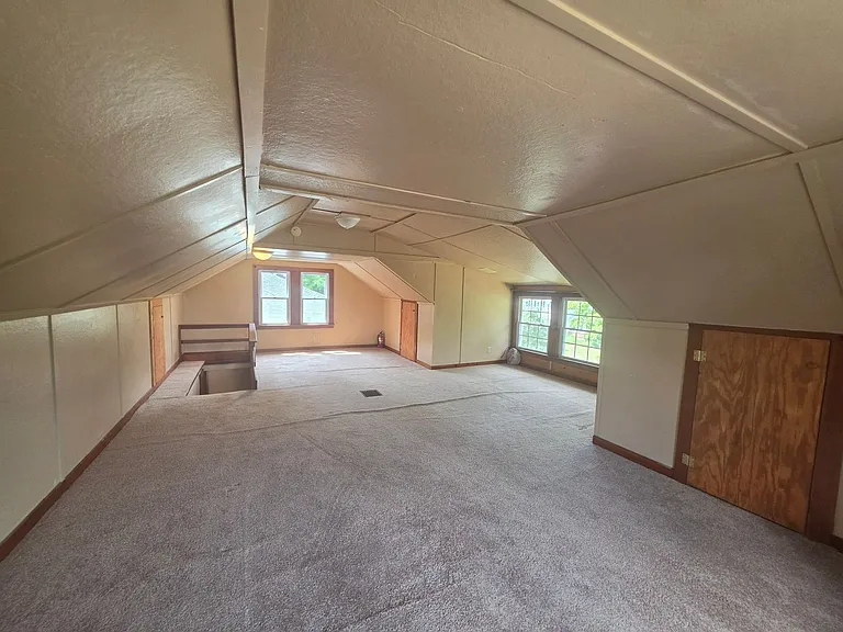 446 Earl Ave — Photo 19