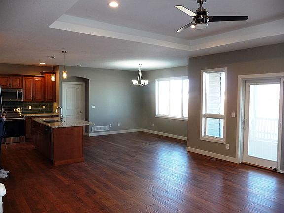 2nd image of 2707 W 35th St