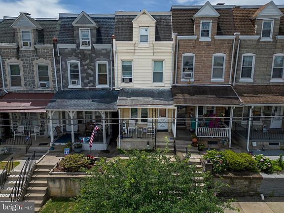 2nd image of 318 Franklin St