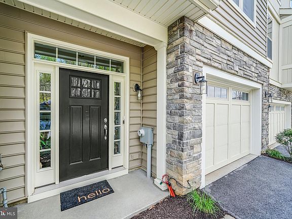 3rd image of 5 Treyburn Dr