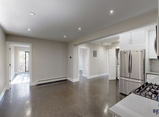 1144 Welling Ct APT 3R, Astoria, NY 11102