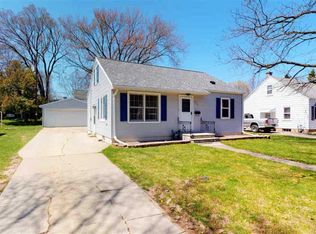 721 Park St, Green Bay, WI 54303