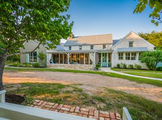 23608 Tres Coronas Rd, Spicewood, TX 78669