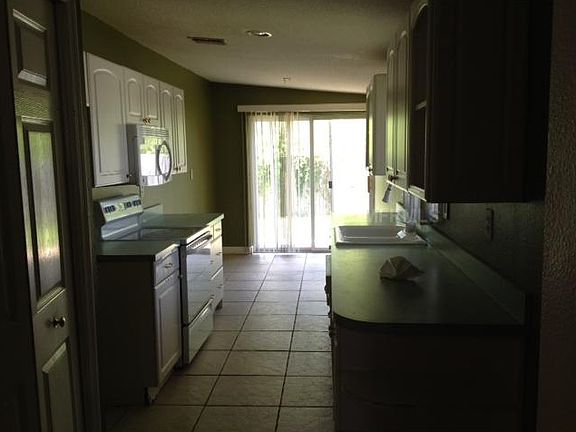 4th image of 1215 Brightwell Dr