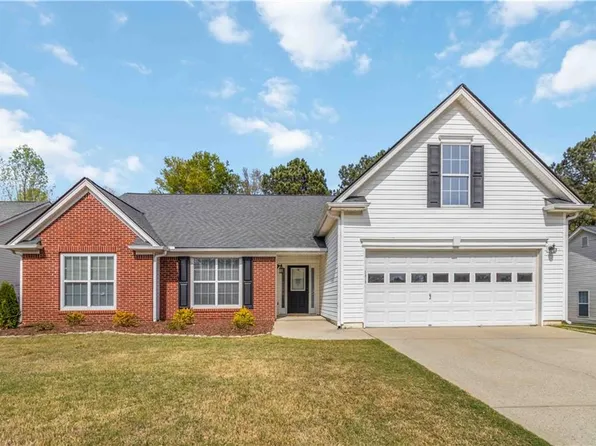 3237 Victoria Park Ln NE, Buford, GA 30519