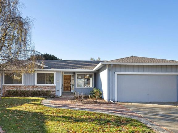 3rd image of 754 Vasques Dr