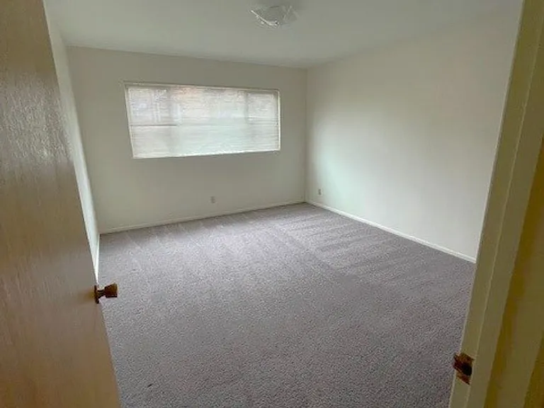2519 Parker St #204 — Photo 9