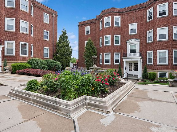 4th image of 721 Roselawn Ave APT C5