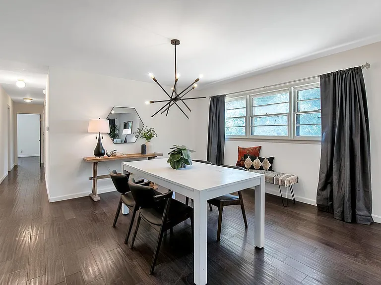 1401 N Stratford Ln — Photo 10