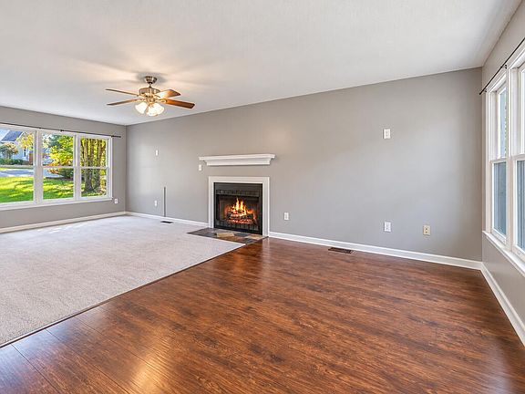 5th image of 220 Loblolly Cir