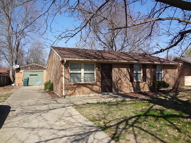 1st image of 2423 Sullivan Ct