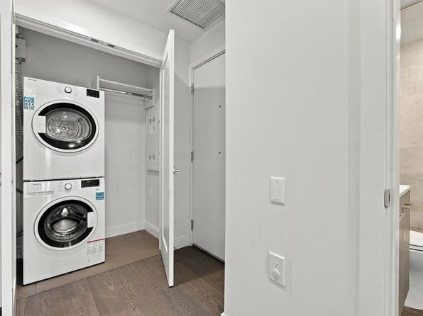 2 bedroom rental in Vancouver — photo 33
