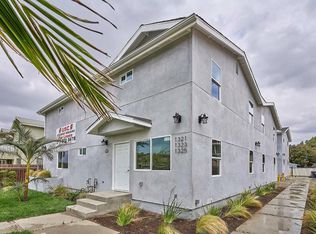 1321 W 37th Dr, Los Angeles, CA 90007