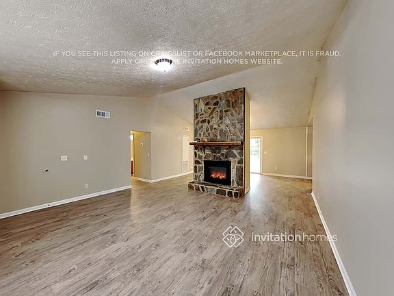 4th image of 86 Hartley Way NE