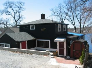 22 Leclair St, North Reading, MA 01864