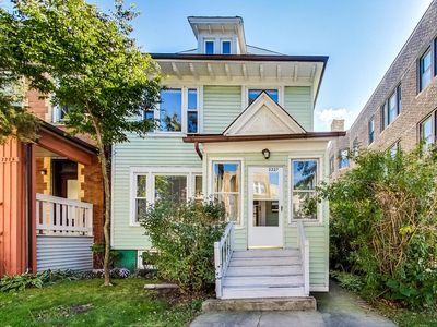 2227 W Wilson Ave, Chicago, IL, 60625