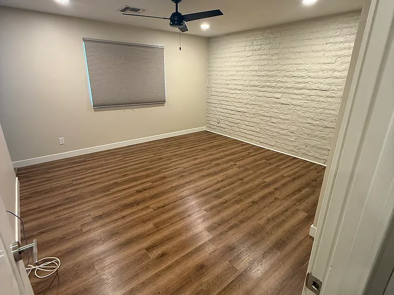 2436 E Hermosa Dr — Photo 5
