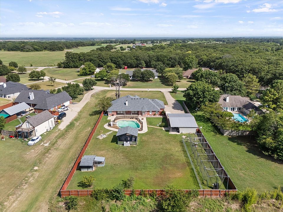 1st image of 1089 Oak Hollow Ln