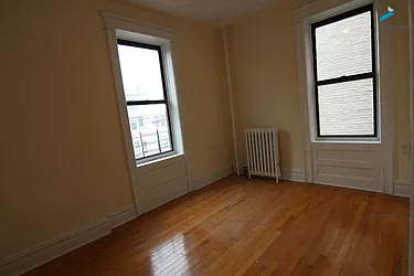 Rented by FirstService Realty (legacy)