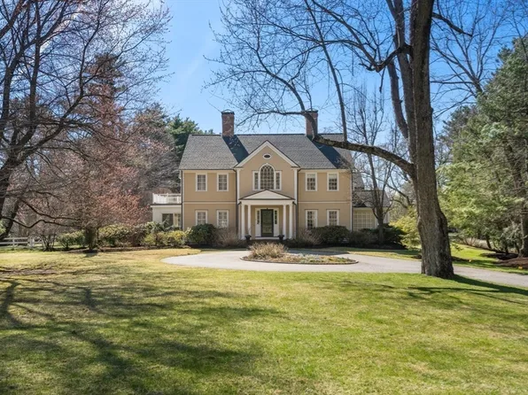 2 Moore Rd, Wayland, MA 01778