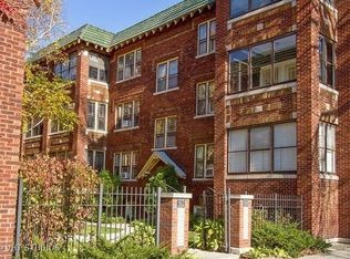 512 Madison St APT 3, Oak Park, IL 60302